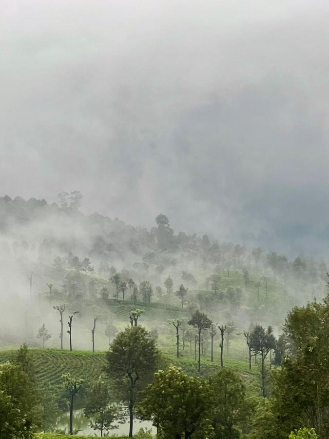 Vantage Hills Haputale Buitenkant foto